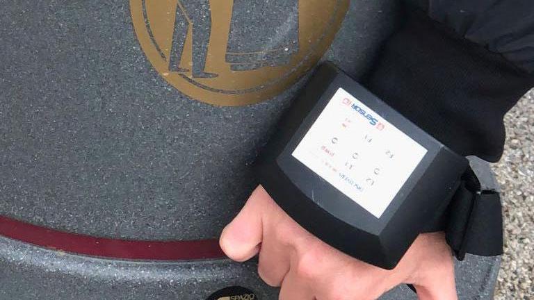 Un braccialetto elettronico controlla-spazzini