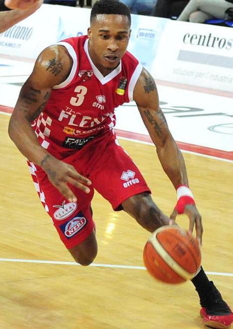 The Flexx, l’attacco di Sassari mette paura