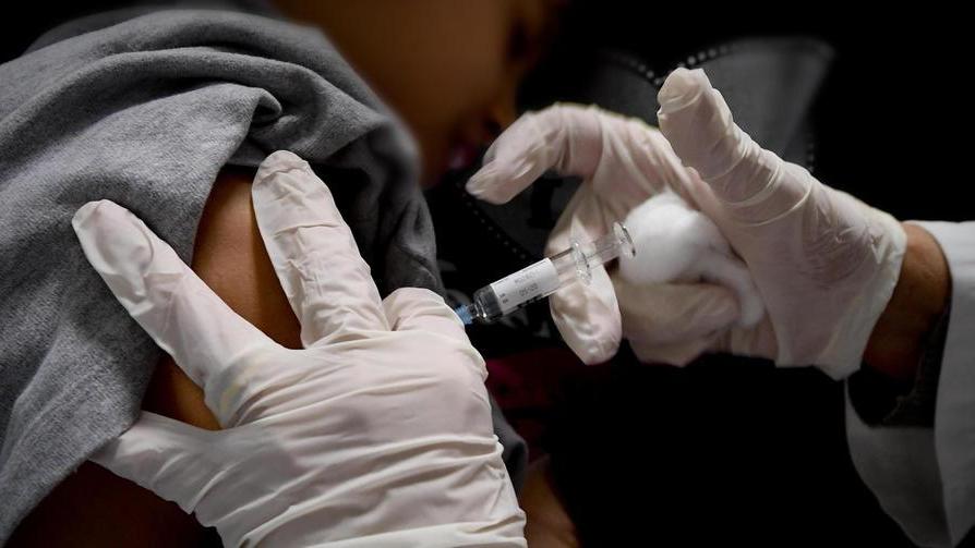 Vaccini, 7 segnalati dall’Asl al Comune