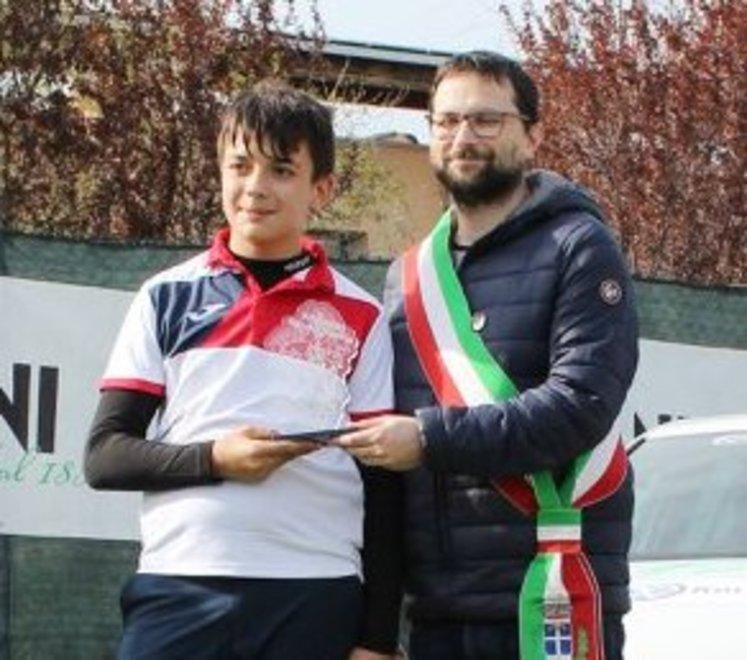 Nel Trofeo Arcieri a Montale trionfa Leonardo De Pari
