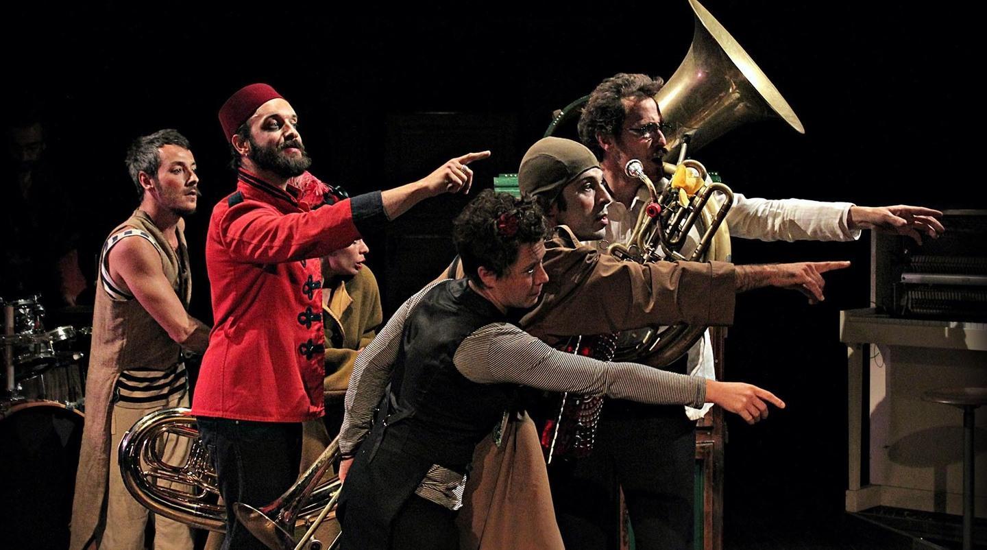 Il teatro civico ospita oggi un incontro organizzativo