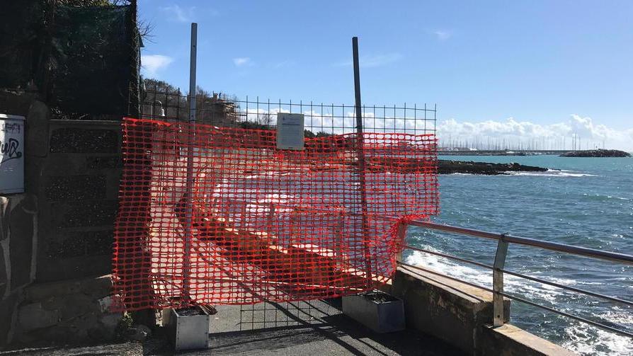 Lungomare chiuso, ripartono i lavori