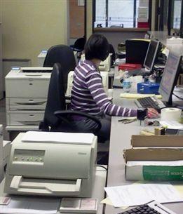 Anagrafe, il telefono resta muto «Carta d’identità impossibile»