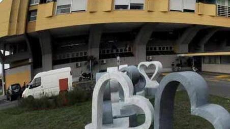 Per dieci anni con una garza intorno al pacemaker