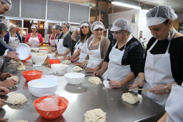 Il corso dedicato alla pasta madre (foto Sproviero-Batavia)