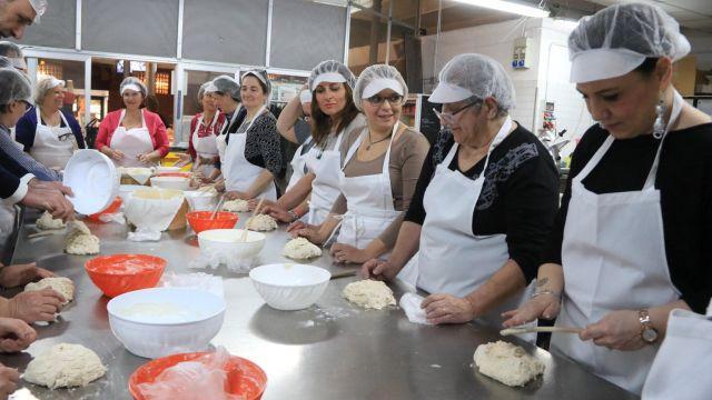 Il corso dedicato alla pasta madre (foto Sproviero-Batavia)