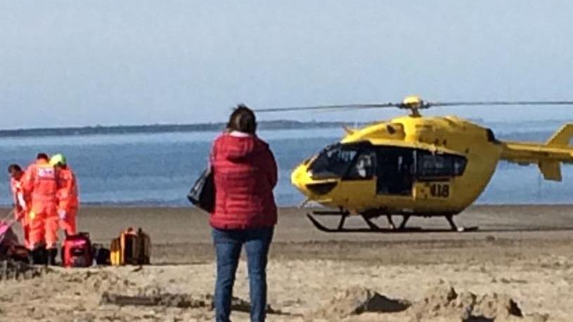 Malore in spiaggia, ancora grave il bimbo di due anni