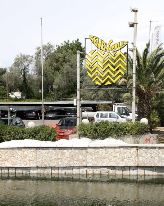 Rissa davanti al Seven: in 5 all’ospedale 