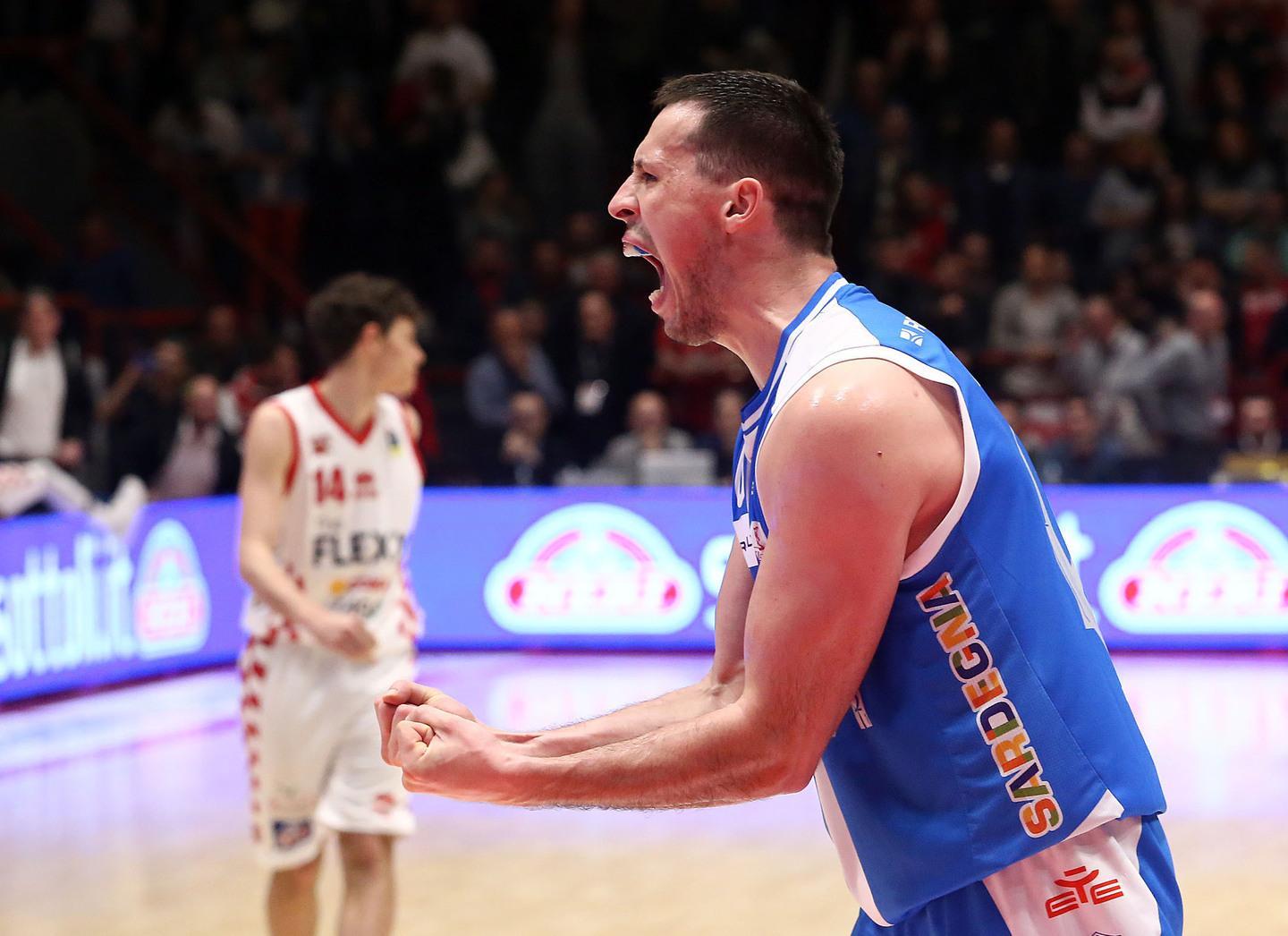 La Dinamo si ritrova a Pistoia i playoff sono ancora possibili 