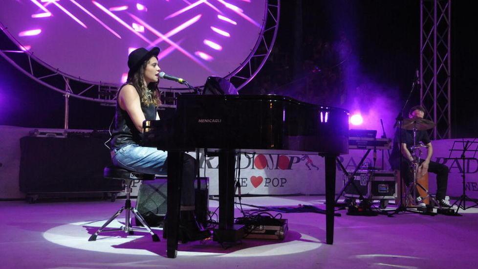 Sarà con Francesca Michielin la Notte rossa in piazza Duomo