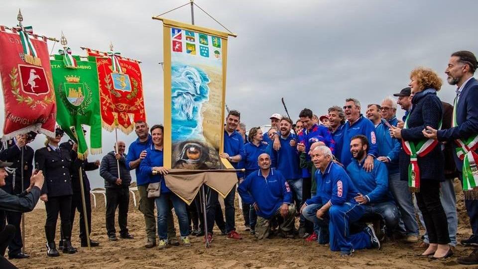 In spiaggia in 2.000 per il Palio