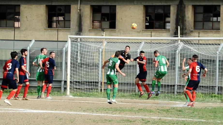 Cecina deve lottare per restare in gioco