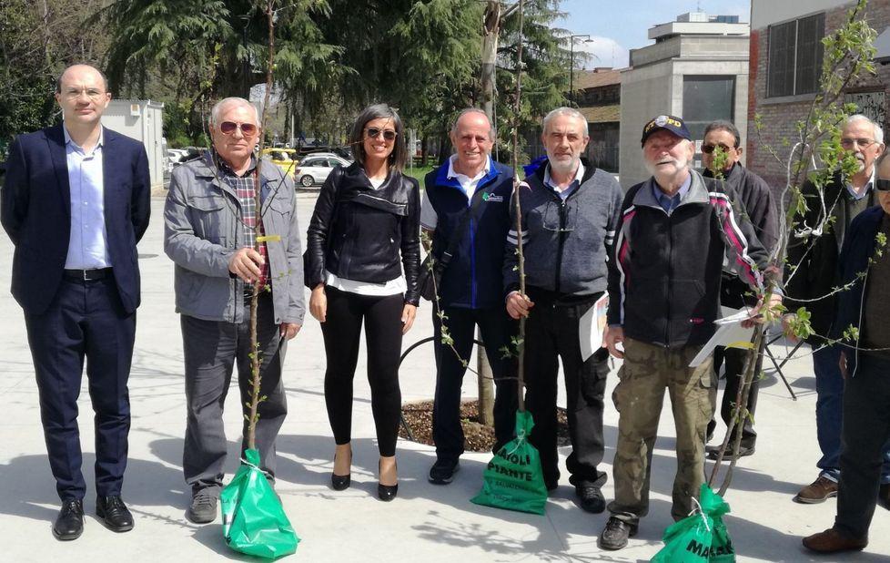 Riconoscimento a 80 volontari del verde 