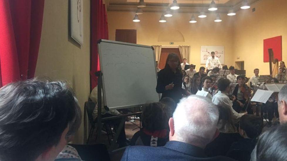 Una grande festa al Peri nel nome della musica