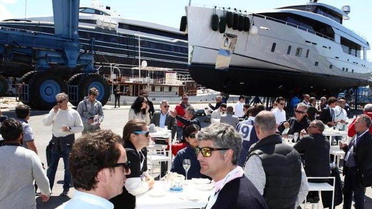 Comandanti dal mondo in Darsena per Yare