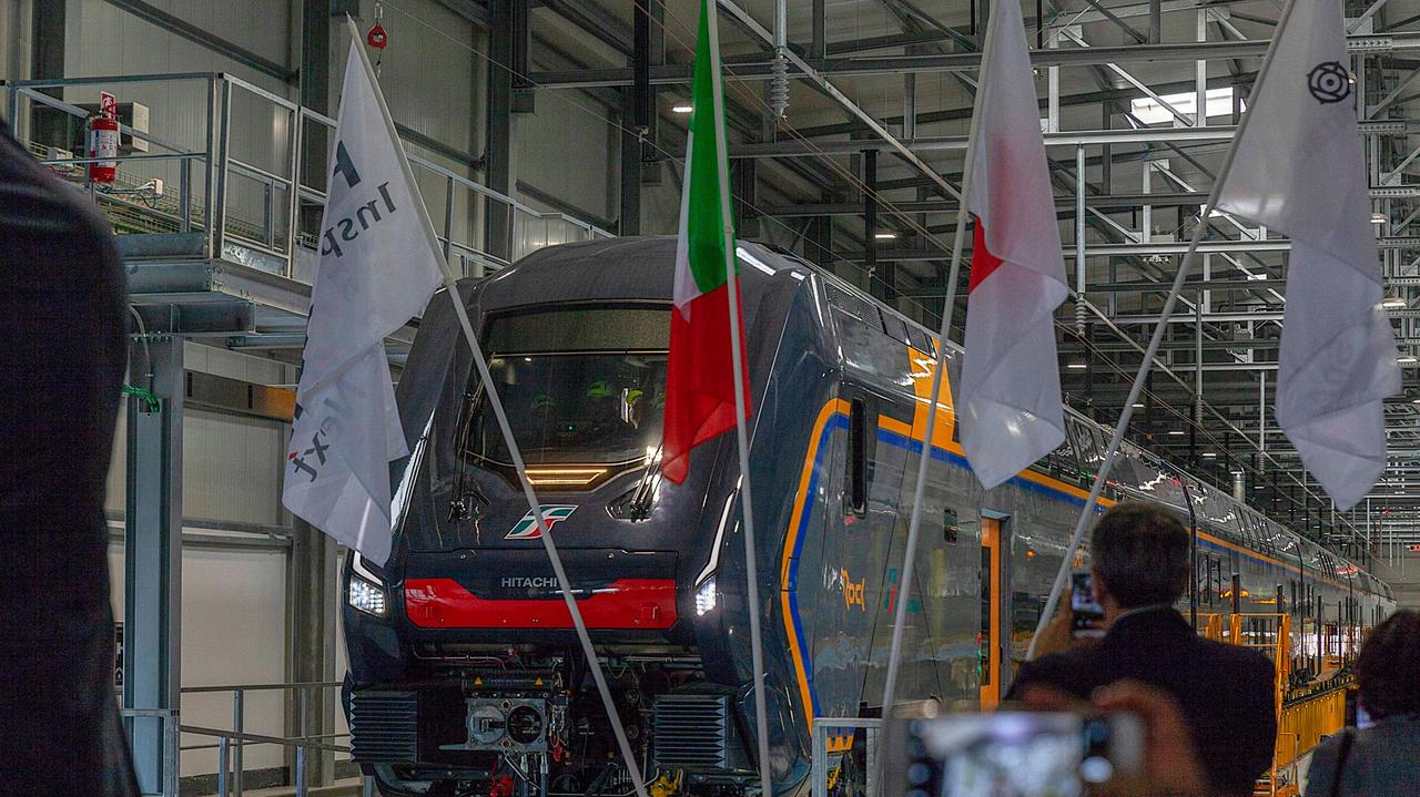 Il nuovo treno "Rock" (foto Lorenzo Gori)