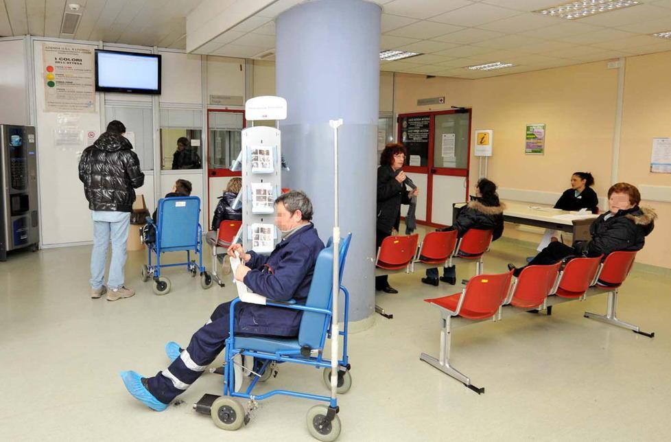 Il pronto soccorso scoppia, ma non di salute 