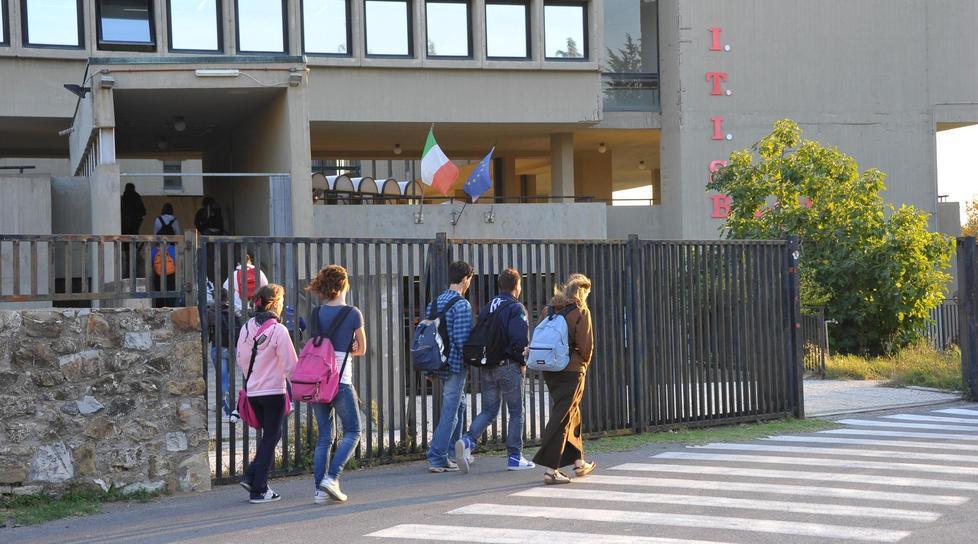 Scuola di cucina, gli studenti del Lotti a lezione dagli chef