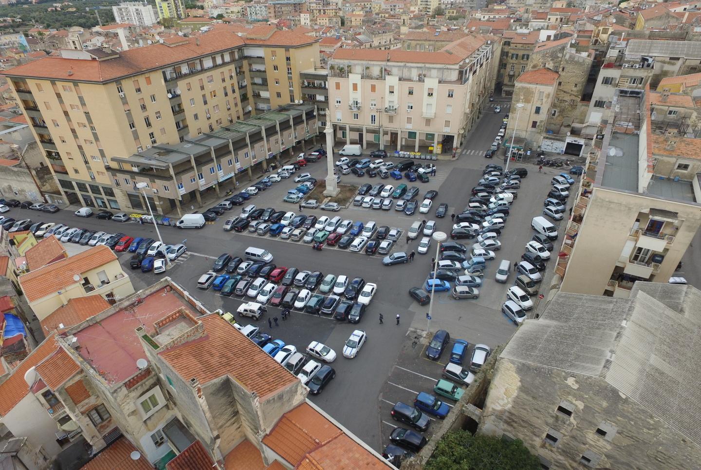 «Restituitemi i documenti della casa»