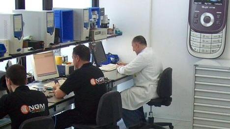 Tra pigiami, Led e cellulari: miracolo rimasto a metà