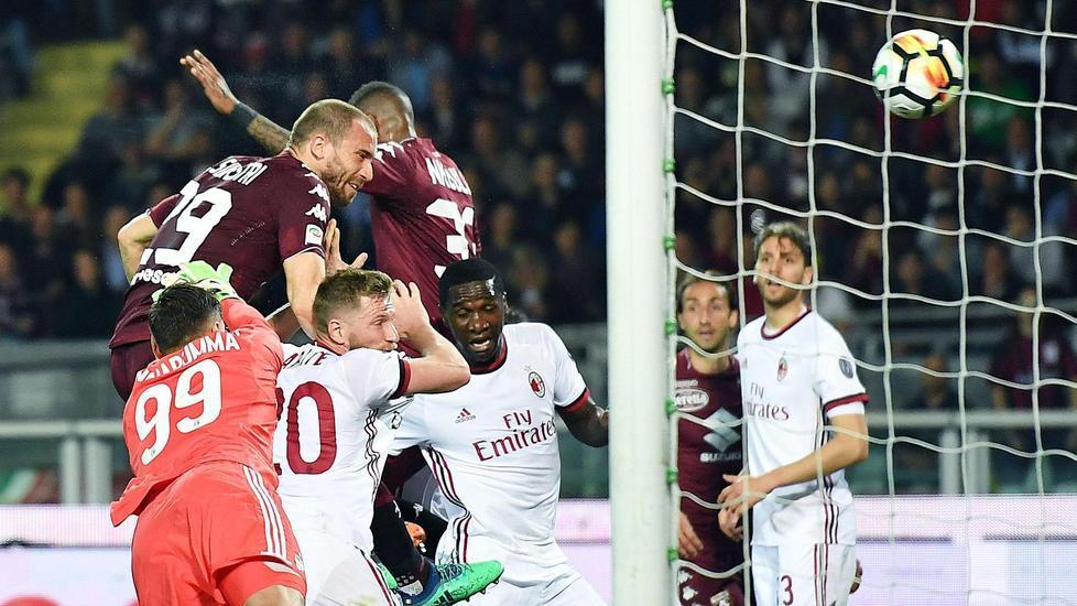 Il Gallo sbaglia un altro rigore Toro e Milan gettano l’occasione