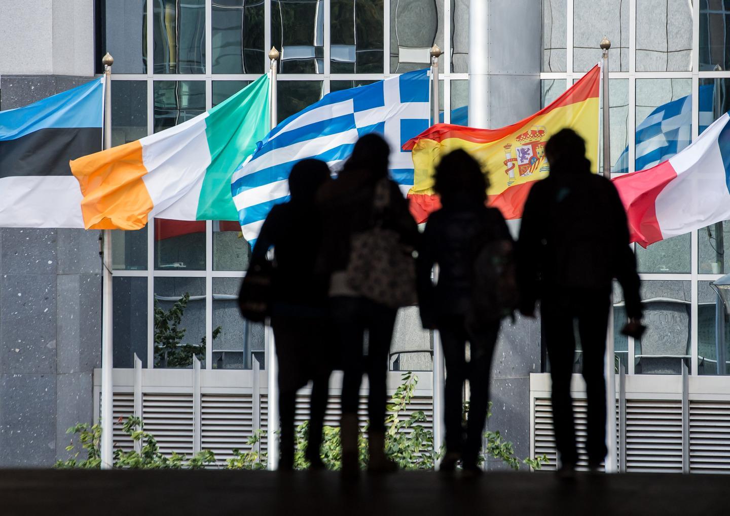 Dagli hacker allo strapotere social 