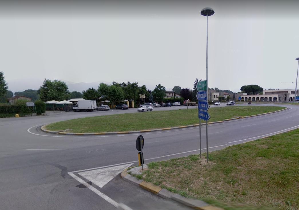 L'inizio di via della Madonnina (foto archivio) 