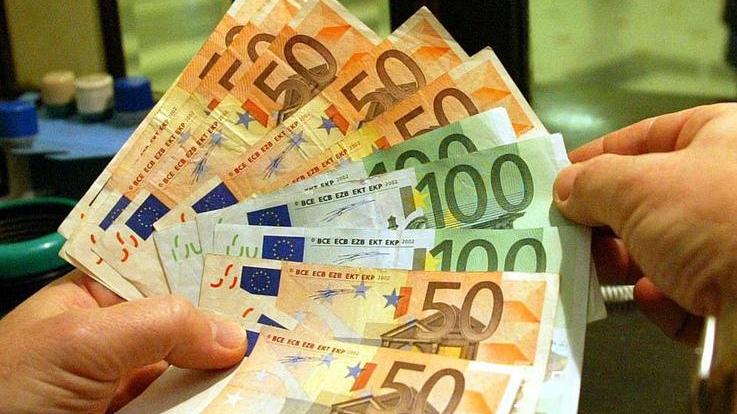Risparmiatori truffati assicuratore a processo