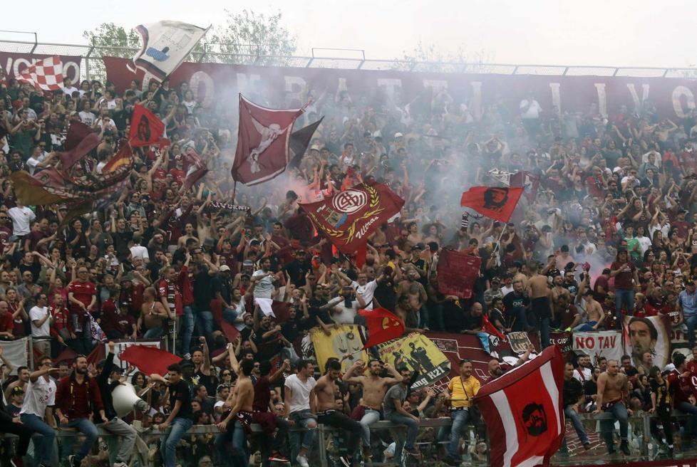 In 150 a Olbia: traghetti in partenza stasera