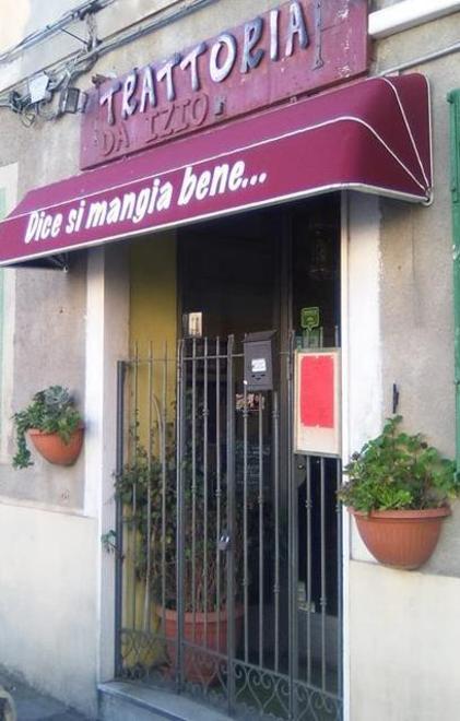 «Si va a fumare». E invece scappano 