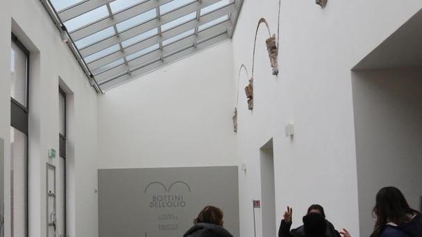 Bandiera Pci, arte e religione Finalmente apre il museo