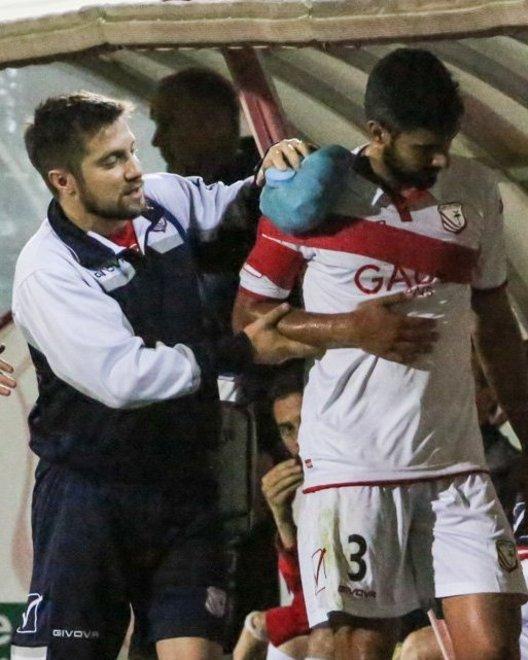 Lussazione alla spalla per Capela La sua stagione è già conclusa