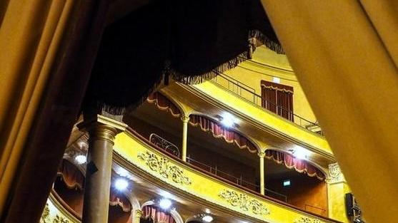 Gli attori Ert “Nel gran teatro della città”