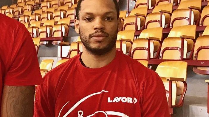 t-shirt omaggio per i tifosi