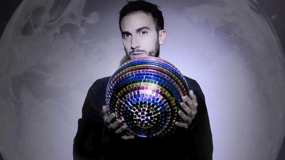 Davide Iacono sul palco del Catomes