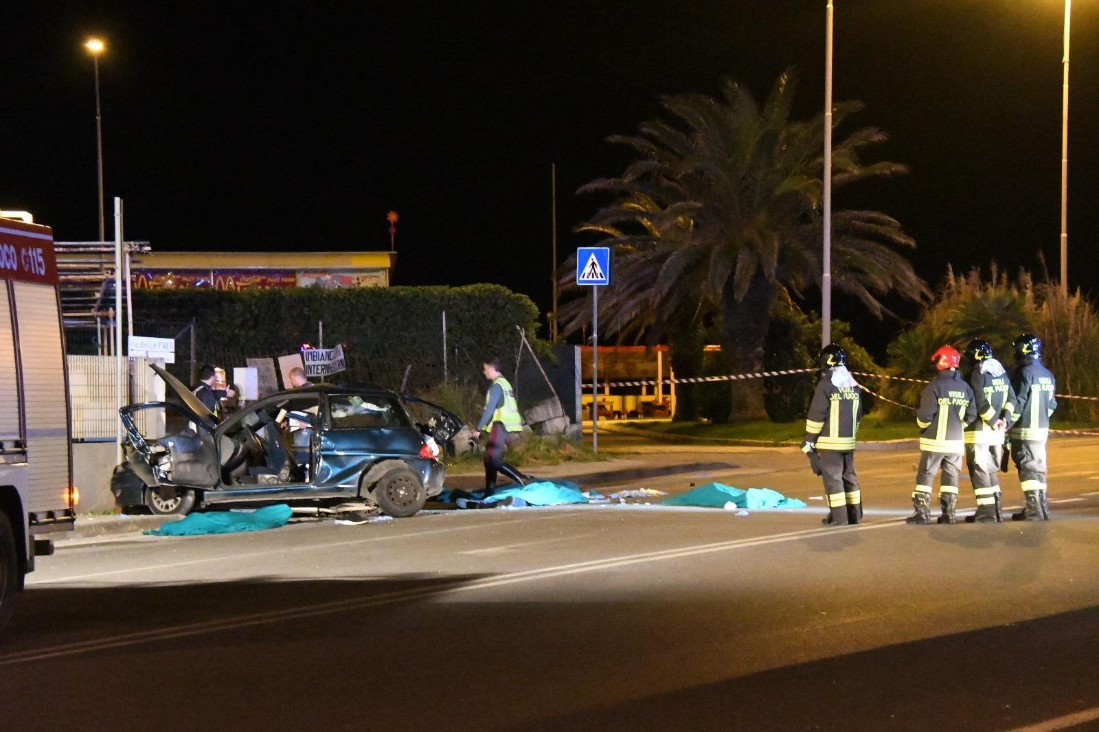 Un'altra immagine del tragico incidente (foto Cuffaro)