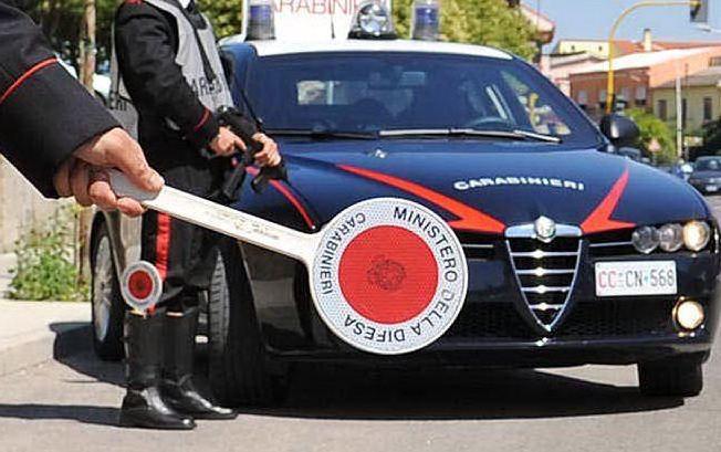 Rubano pelli in conceria: due arresti