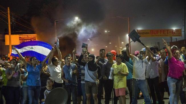 Nicaragua: 10 morti nei cortei di protesta contro le pensioni 