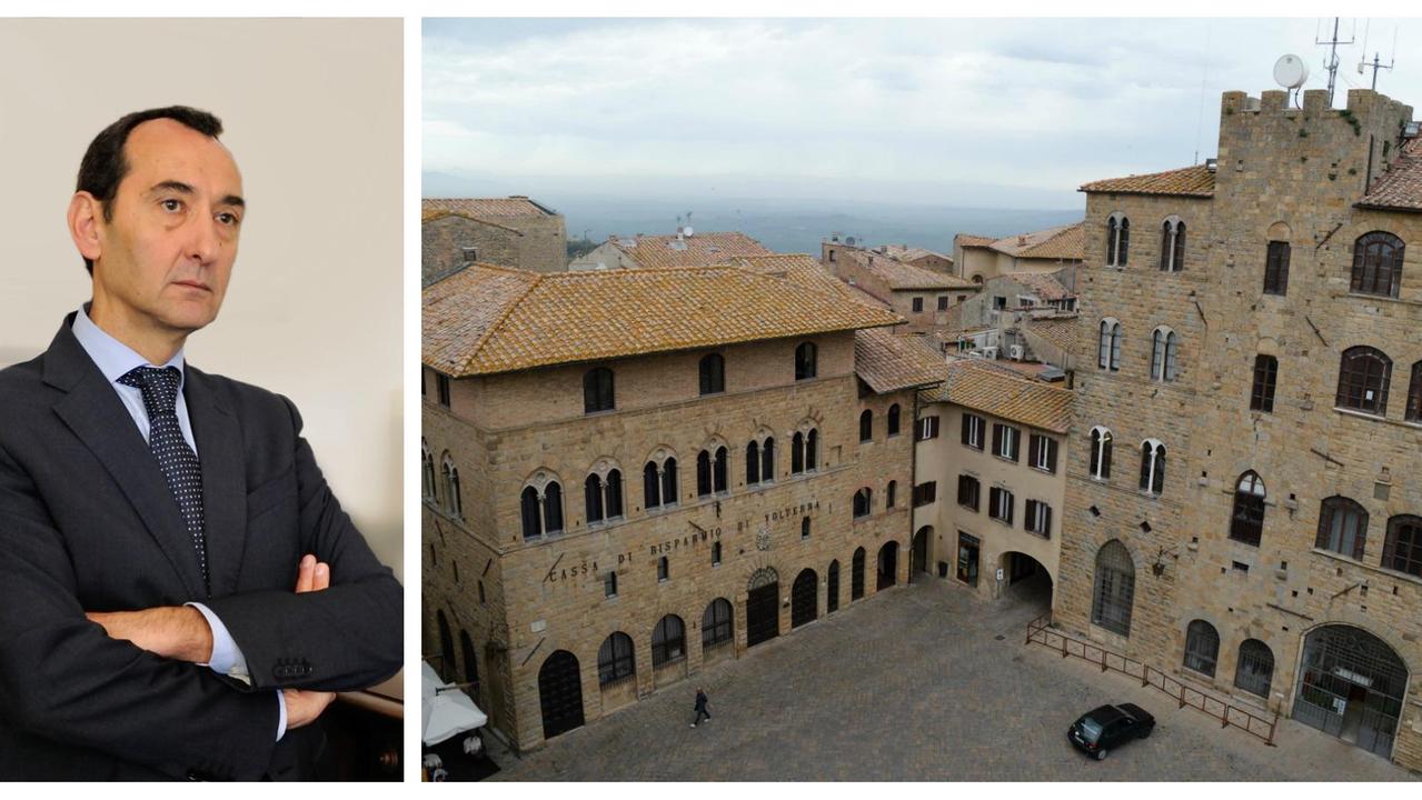 Il direttore generale Stefano Picciolini e la sede della Cassa di Risparmio di Volterra