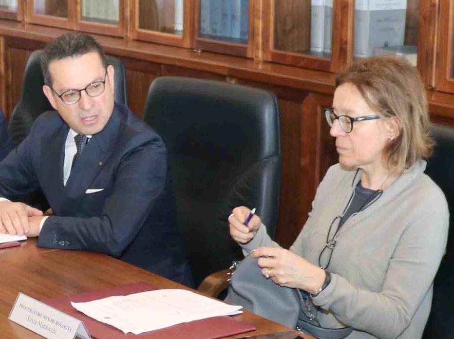 «Anche i professori denuncino violenze e fatti di bullismo» 