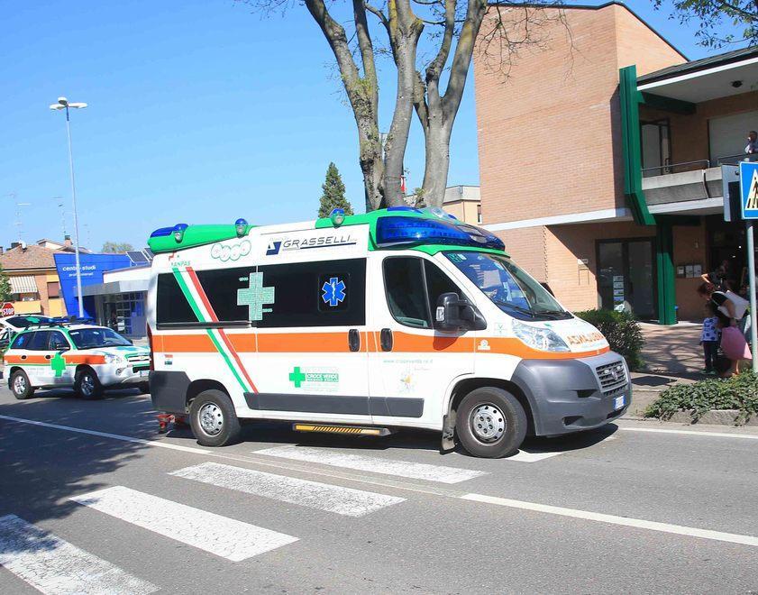 Ragazzina di tredici anni investita sulle strisce 