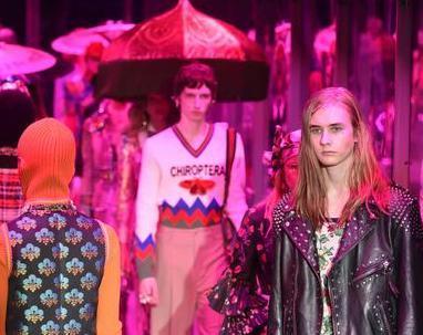Tra Gucci e Guess pace a livello planetario