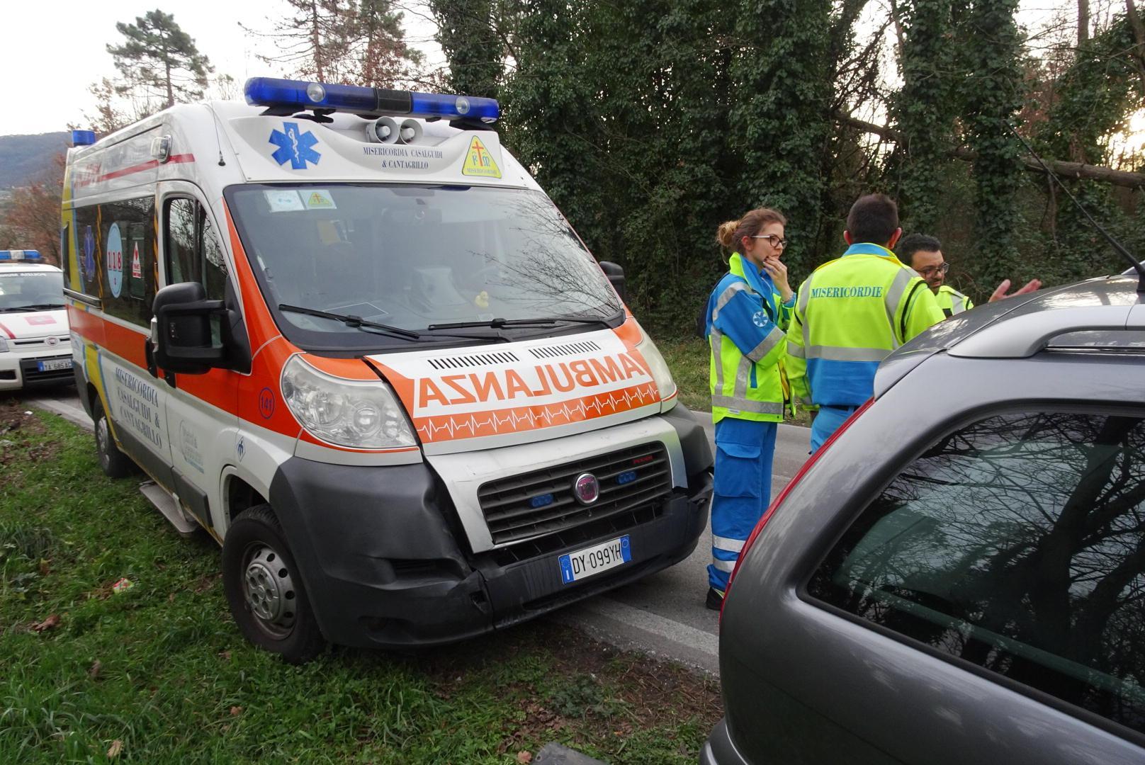 Un intervento della Misericordia di Casalguidi (foto d'archivio)