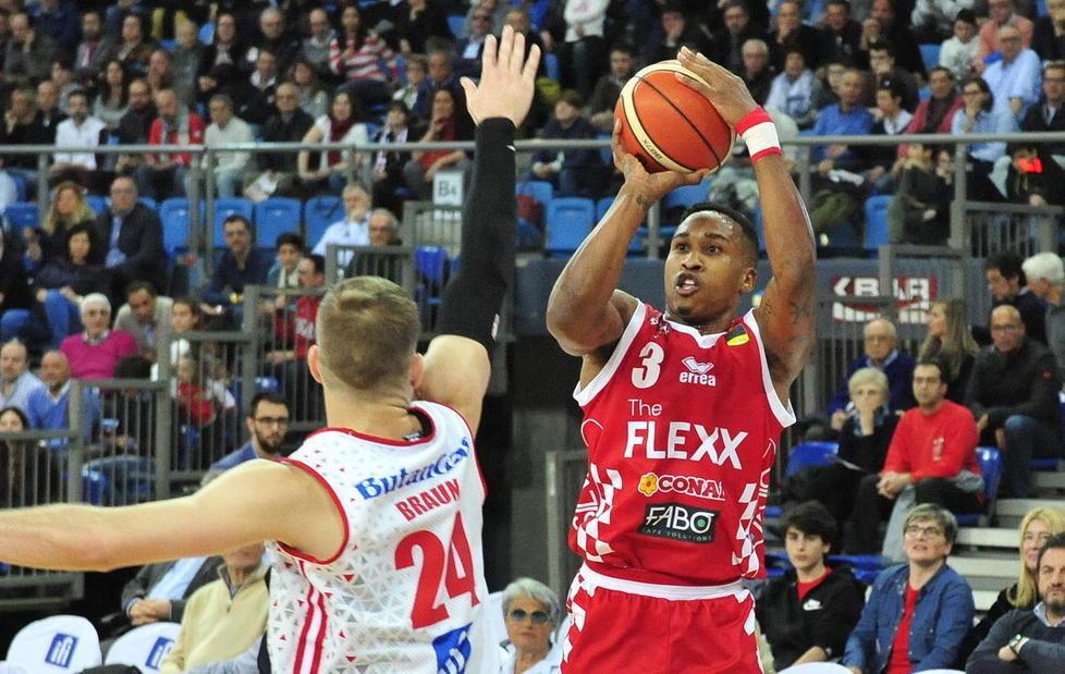 McGee ci prova ma Sutton mette paura