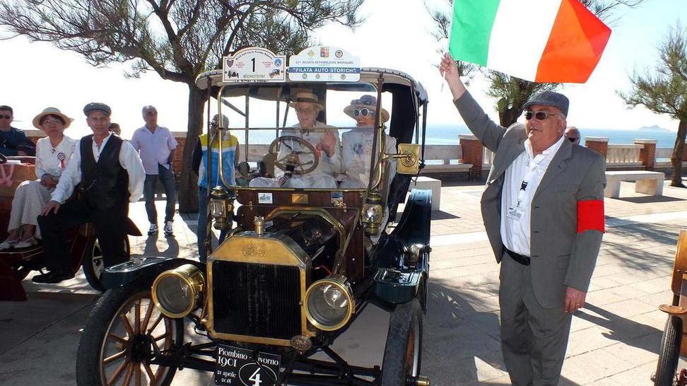 Un tuffo nel passato con l’antica corsa Piombino-Livorno