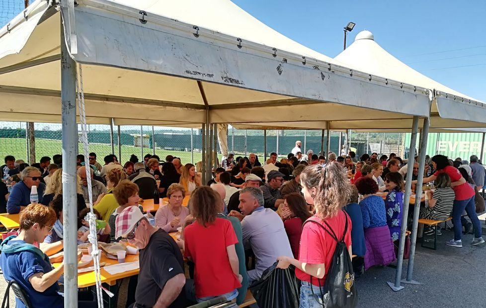 Duecento persone a tavola per salvare la chiesa di Marsiliana 