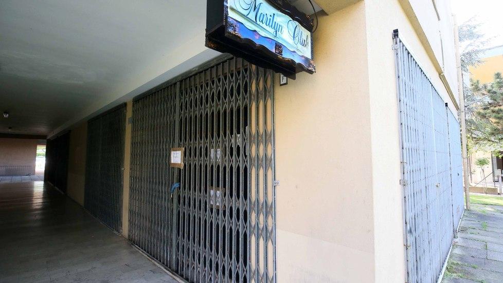 La polizia mette i sigilli al Marilyn di Masone