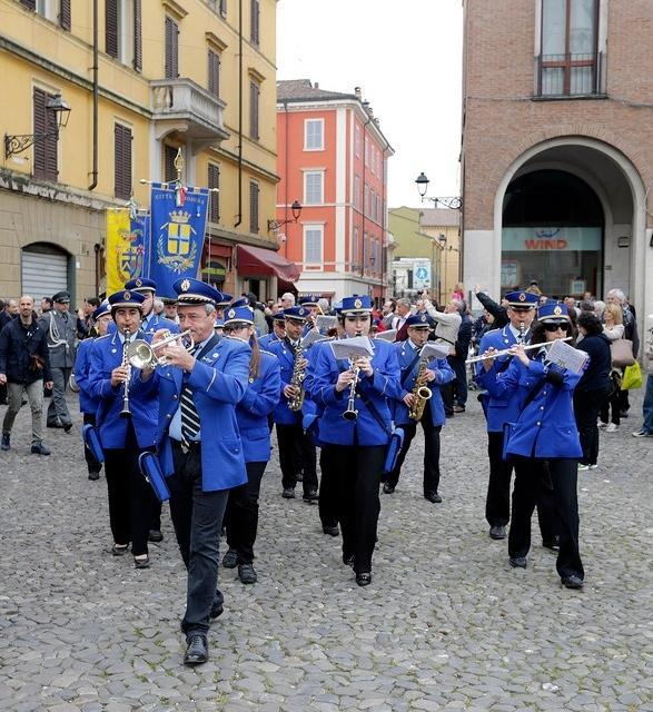 Liberazione, in centro a Modena musica e spettacoli 