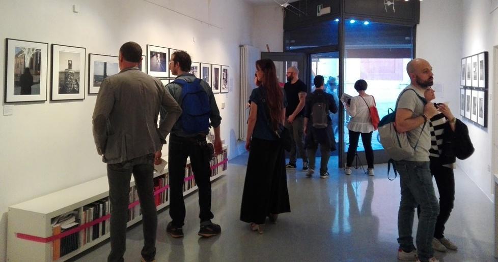 Tour tra le foto del disegnatore di Tex