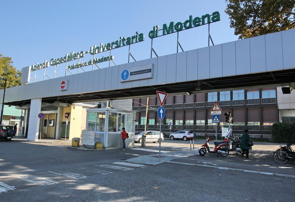 Carpi, bimbo rischia di soffocare: è gravissimo 
